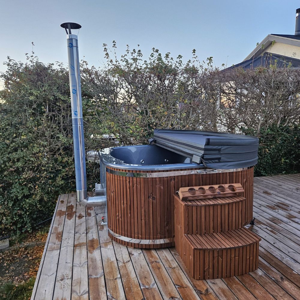 Jacuzzi - Image 2